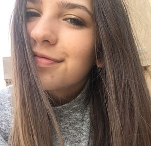 Meet your Posher, Maya